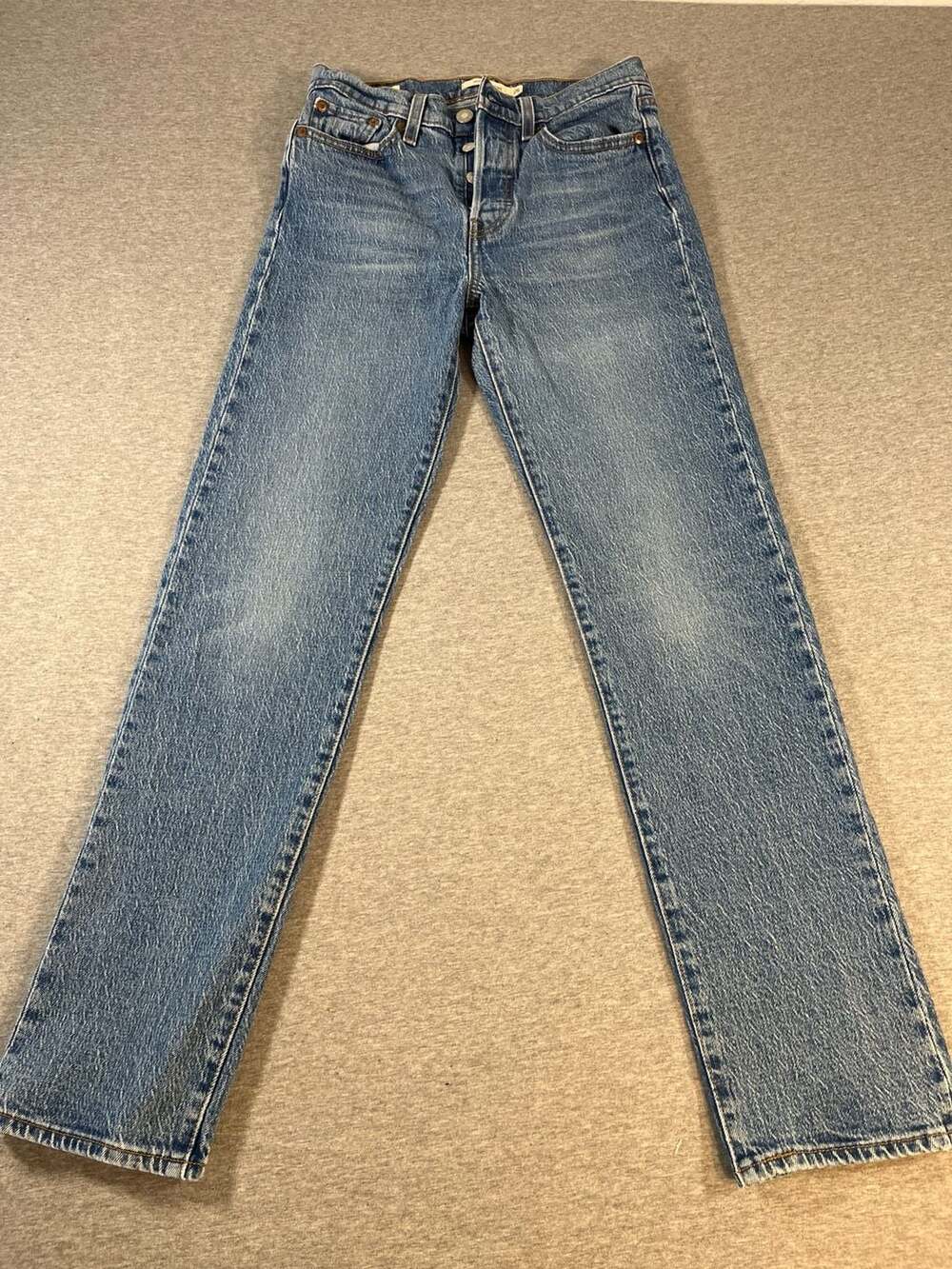 Levi's Wedgie Straight Leg Button Fly Denim Blue Jeans Size 26x30 (29)